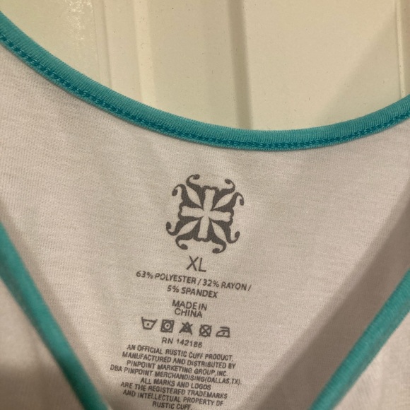 NWT Excellent Condition- Rustic Cuff Tank Top - Picture 6 of 7